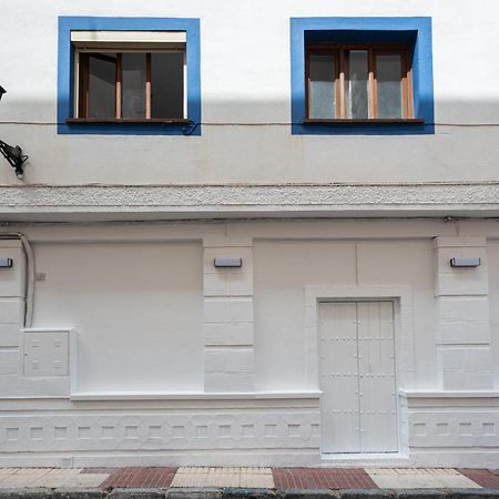 Hostal Alicia San Pedro de Alcantara Bagian luar foto