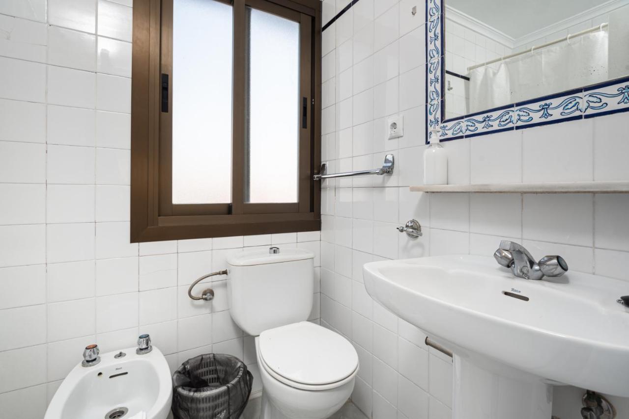 Hostal Alicia San Pedro de Alcantara Bagian luar foto